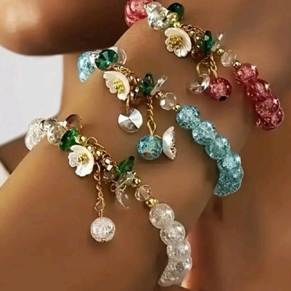 Generic Floral Beaded Bracelets Set